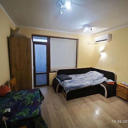 Apartment In The Center 2 Varna Bagian luar foto